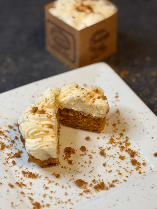 Pumpkin Cupcake with Cream Cheese Frosting